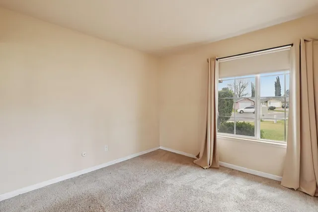 $385,000 | 5 Seco Court, Sacramento, CA 95823