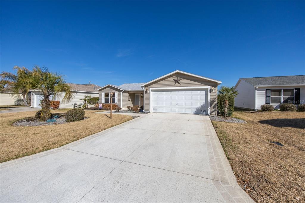 829 Evelynton Loop The Villages, FL 32162 - Photo 1 of 28