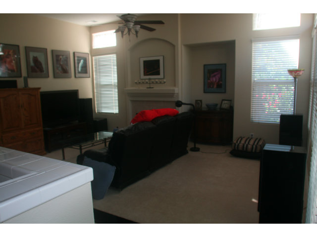 1310 Quail Ridge Way Hollister, CA 95023 - Photo 7 of 23 Gallery Image 7