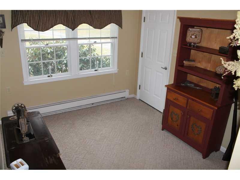 178 Arner Road Freeport, PA 16229 - Photo 14 of 25 Den.