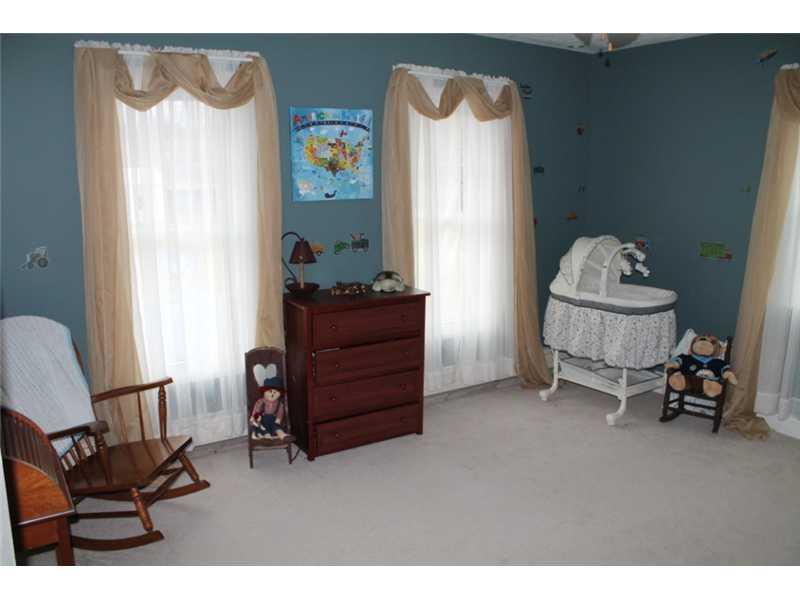 178 Arner Road Freeport, PA 16229 - Photo 17 of 25 Bedroom.