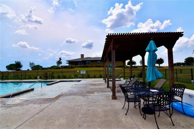 $299,900 | 2900 Cliff Overlook, Spicewood, TX 78669