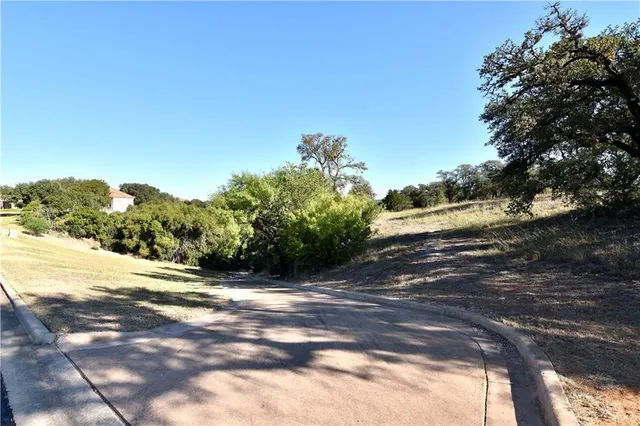 $299,900 | 2900 Cliff Overlook, Spicewood, TX 78669