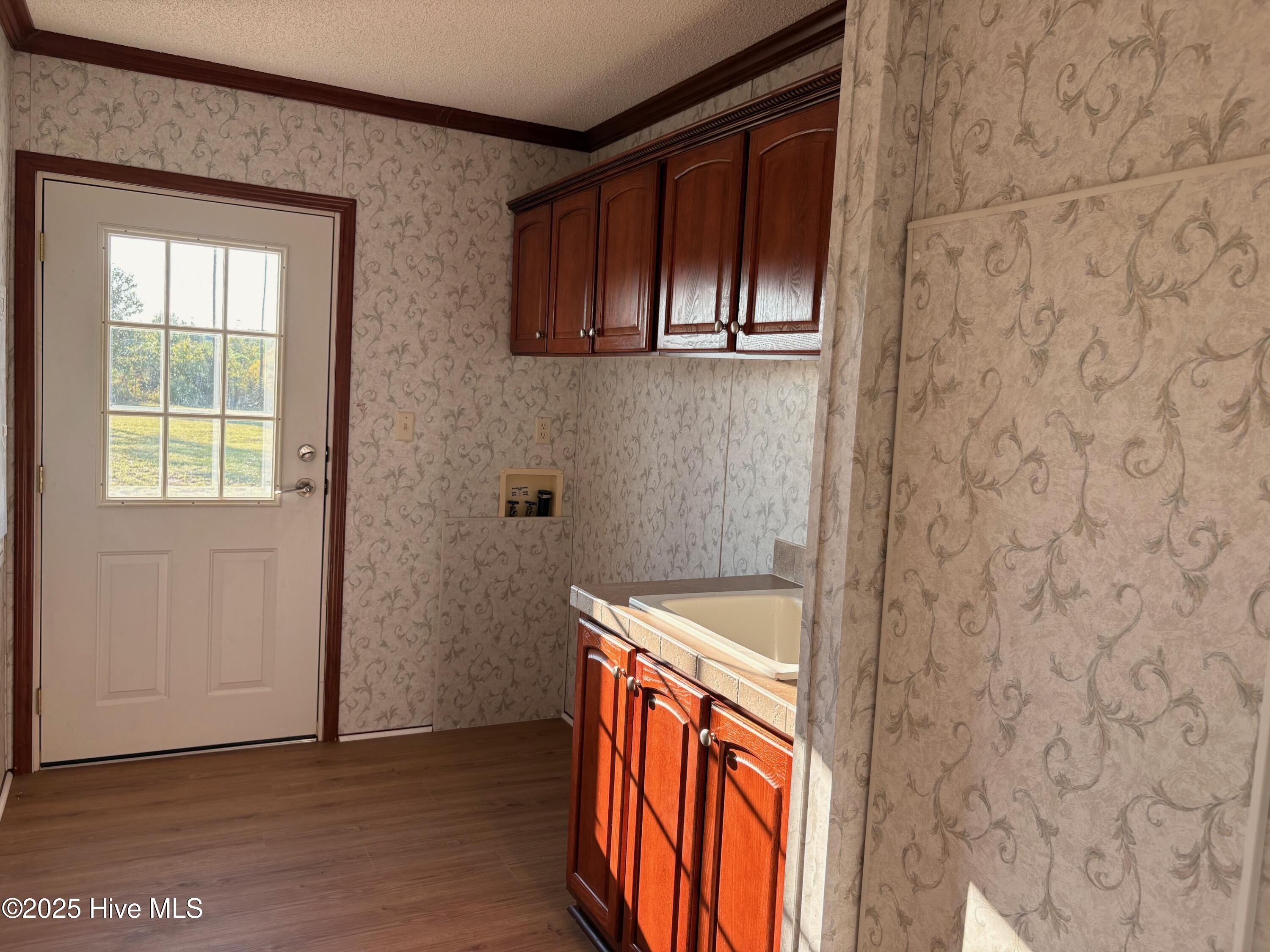 419 Shadneck Road Elizabeth City, NC 27909 - Photo 19 of 37 419 laundry room