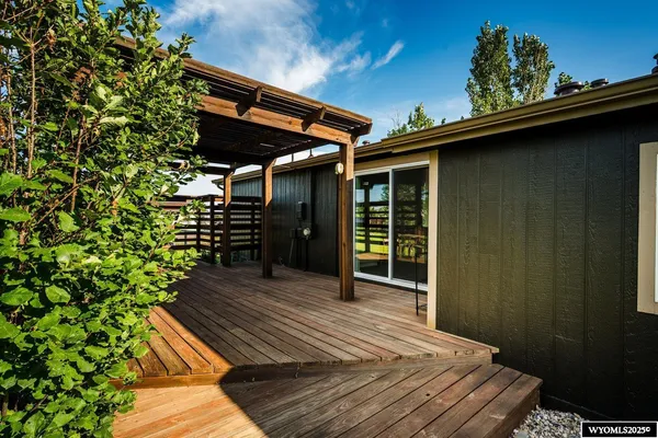 $383,000 | 2950 2nd Avenue West, Buffalo, WY 82834