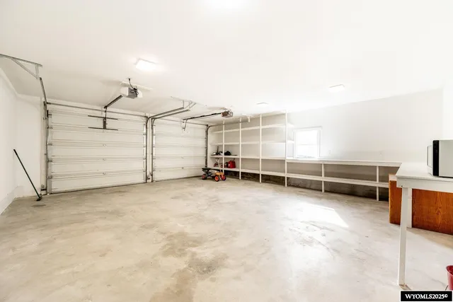 $385,000 | 2950 2nd Avenue West, Buffalo, WY 82834