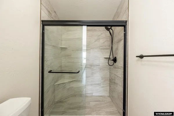 $383,000 | 2950 2nd Avenue West, Buffalo, WY 82834