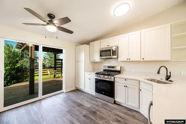 $383,000 | 2950 2nd Avenue West, Buffalo, WY 82834