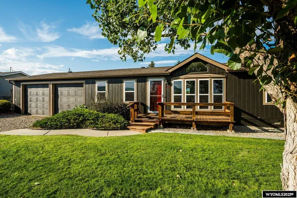 $383,000 | 2950 2nd Avenue West, Buffalo, WY 82834