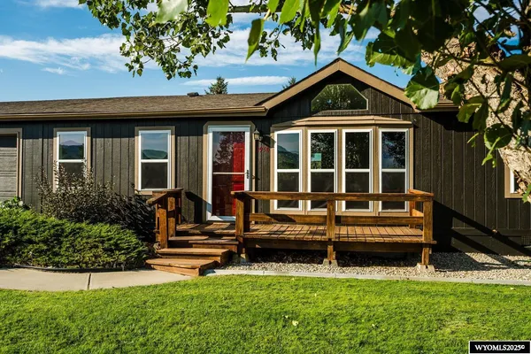 $383,000 | 2950 2nd Avenue West, Buffalo, WY 82834