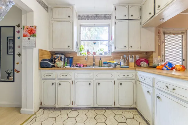 $475,000 | 730 North 5th Street, Lantana, FL 33462