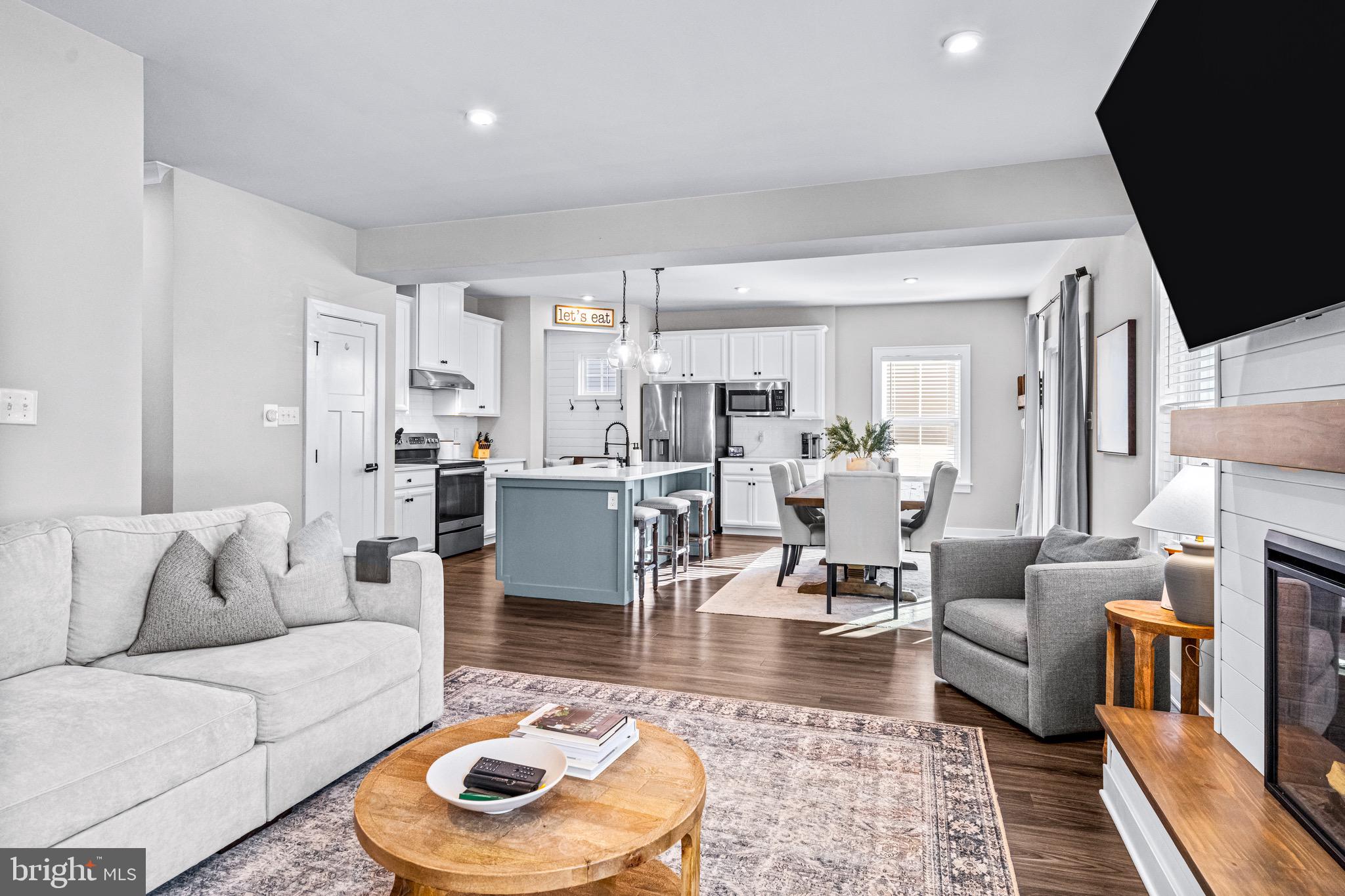 7 Circle Drive Sicklerville, NJ 08081 - Photo 11 of 63