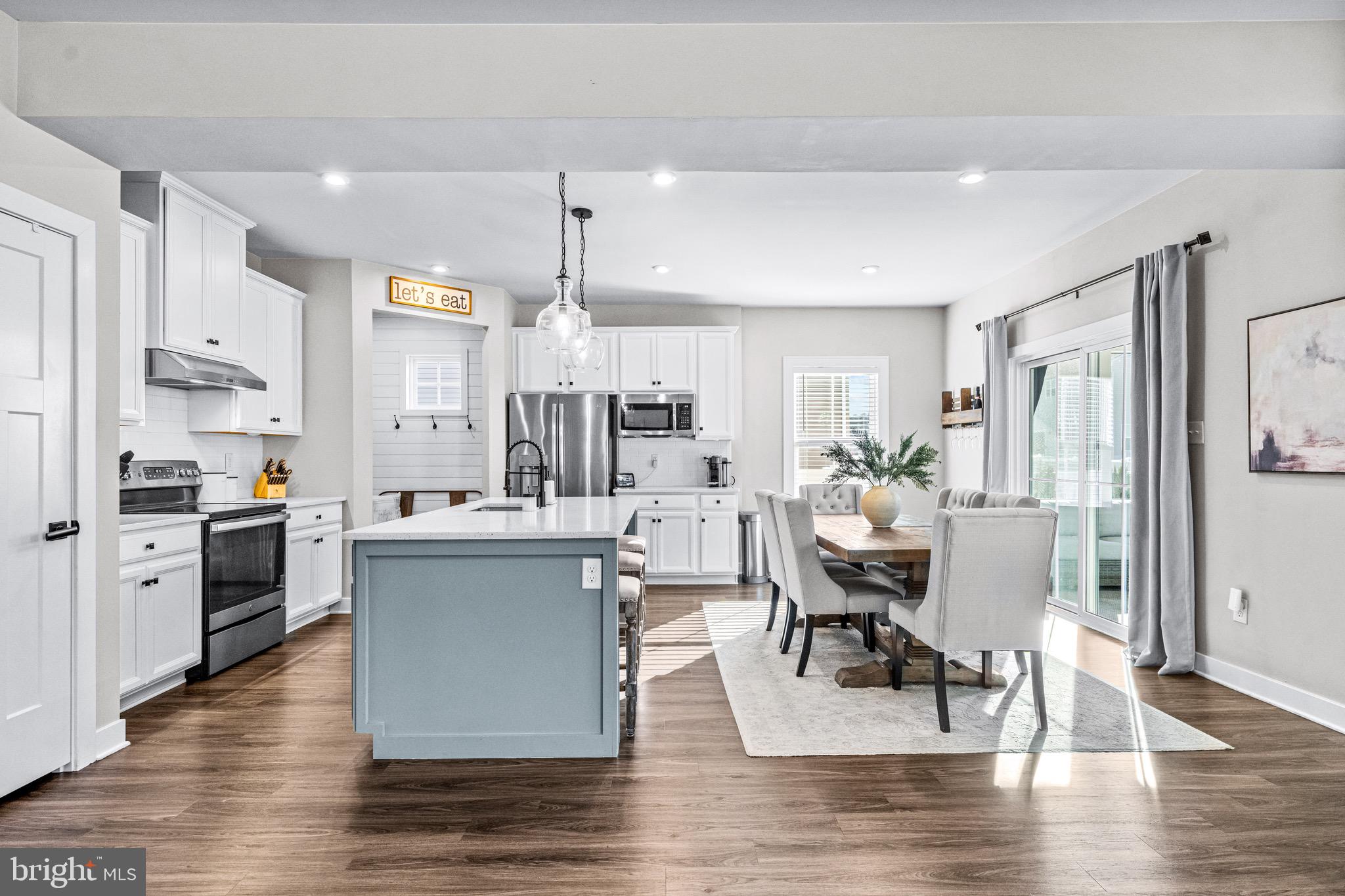 7 Circle Drive Sicklerville, NJ 08081 - Photo 14 of 63