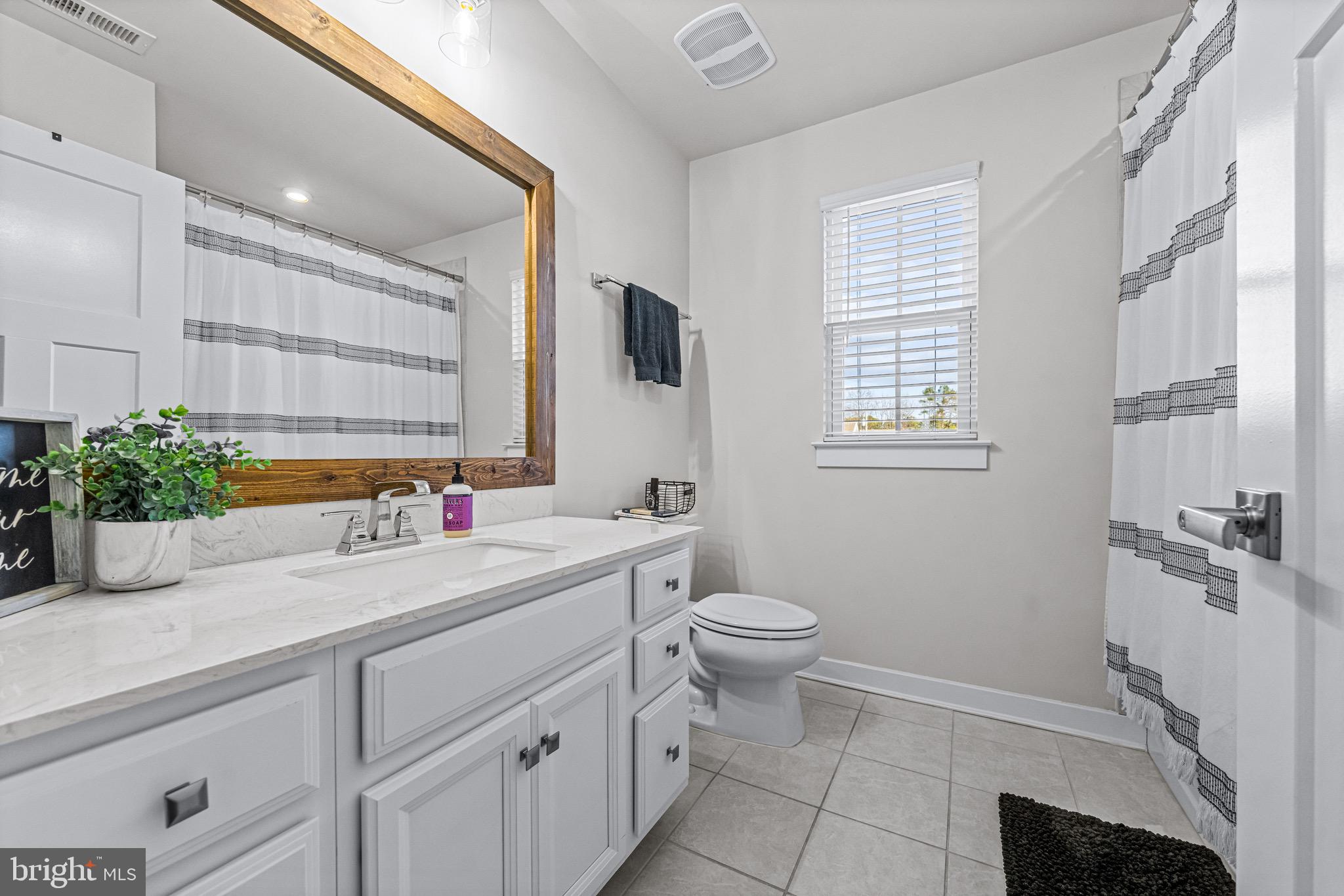 7 Circle Drive Sicklerville, NJ 08081 - Photo 37 of 63