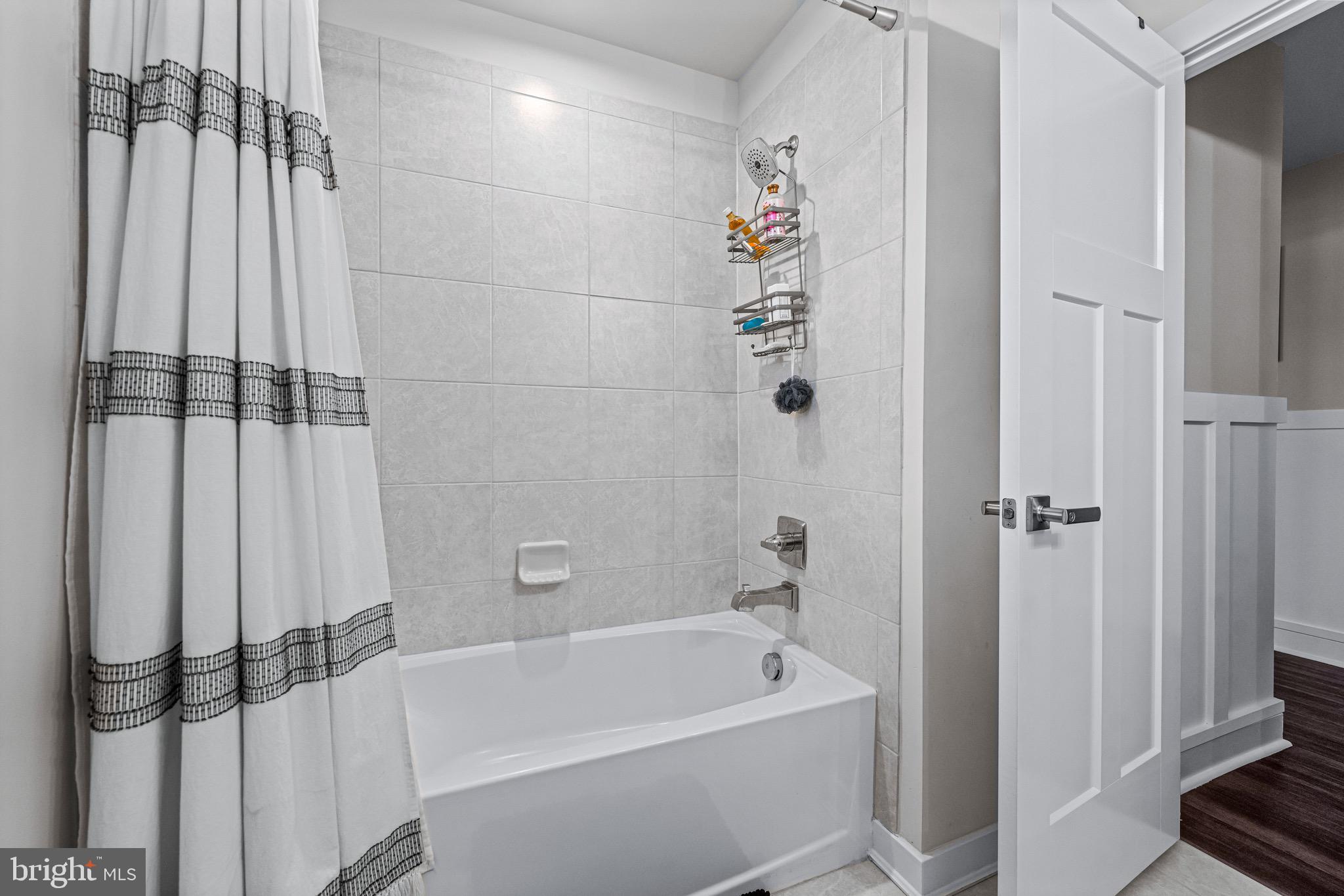 7 Circle Drive Sicklerville, NJ 08081 - Photo 38 of 63