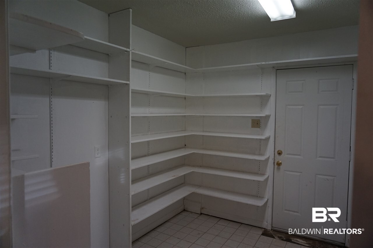 116 Vanderbilt Drive Mobile, AL 36608 - Photo 7 of 35