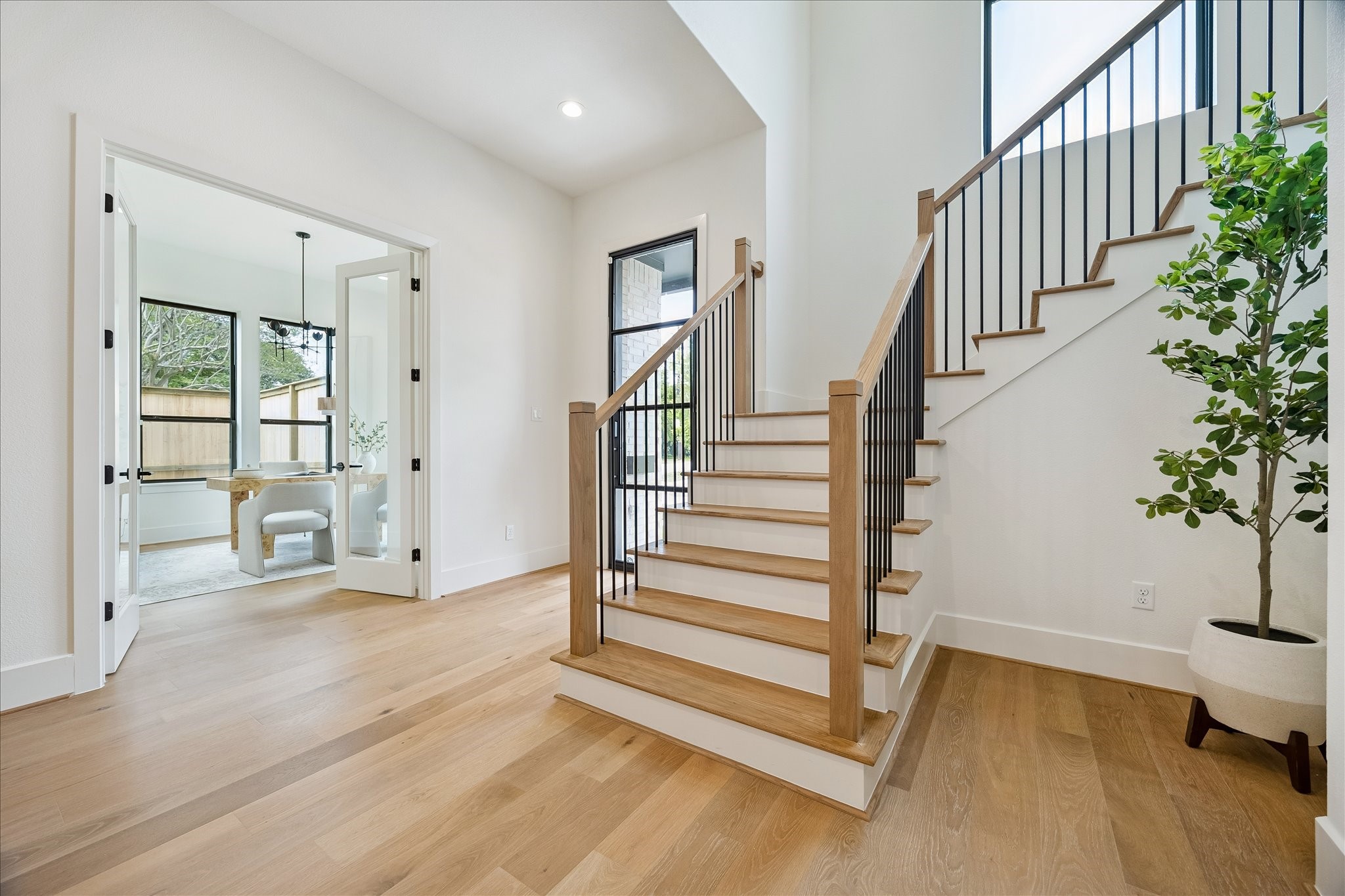 122 East 4th Street Houston, TX 77007 - Photo 14 of 38