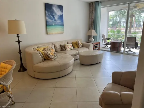 $2,000 | 1240 Sarah Jean Circle, Unit M102, Naples, FL 34110