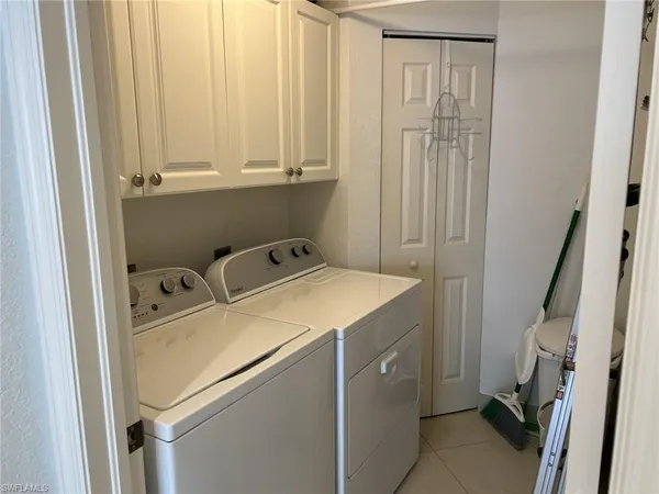 $2,000 | 1240 Sarah Jean Circle, Unit M102, Naples, FL 34110