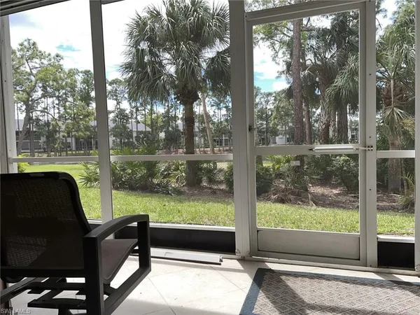 $2,000 | 1240 Sarah Jean Circle, Unit M102, Naples, FL 34110