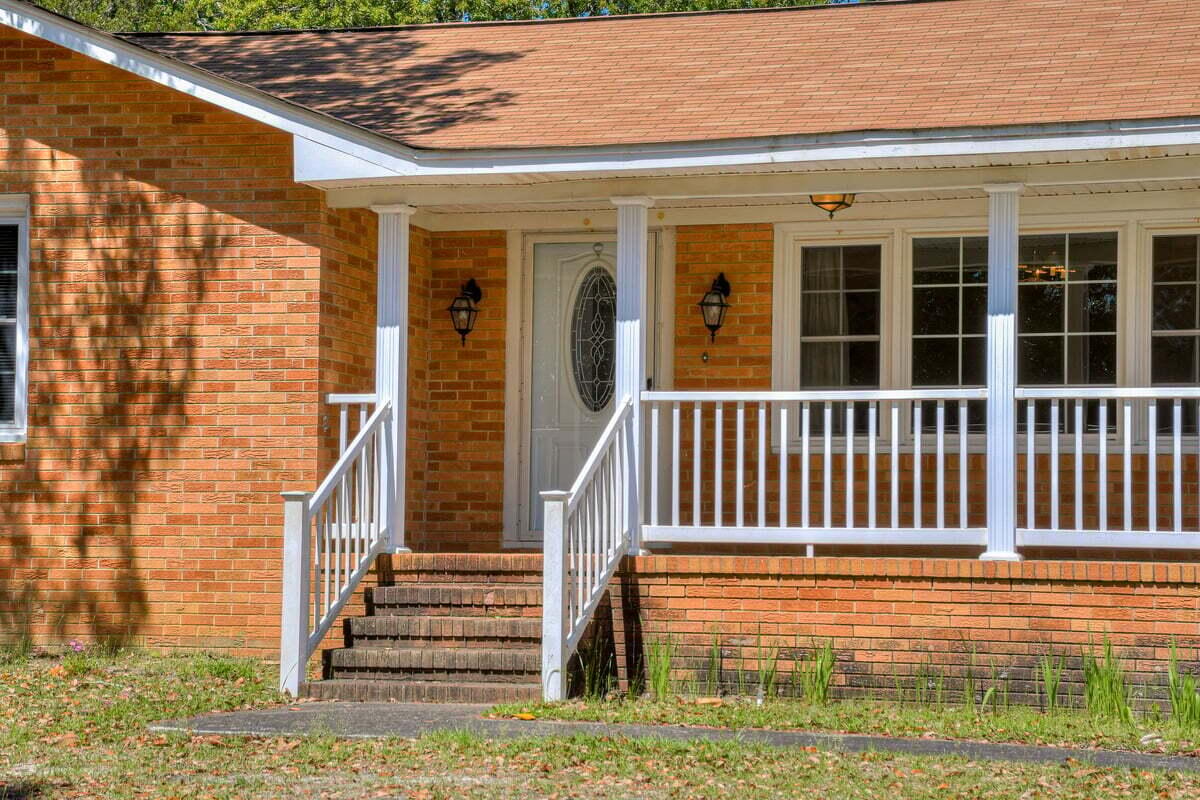 1367 Wire Road Aiken, SC 29805 - Photo 2 of 38