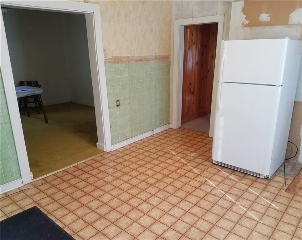 1845 Painters Run Road Pittsburgh, PA 15241 - Photo 3 of 25 Kitchen