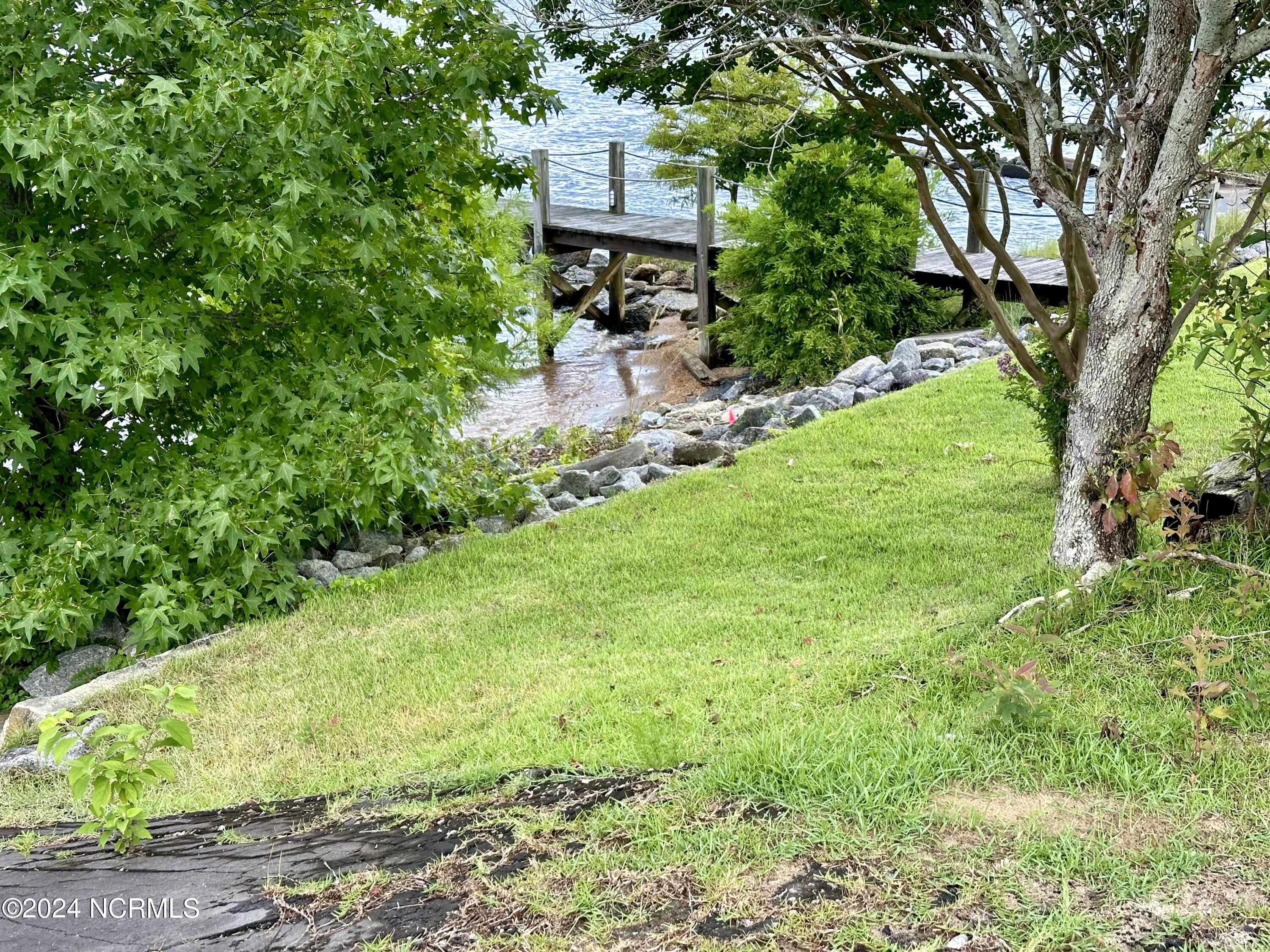 777 Arnolds Beach Road Roper, NC 27970 - Photo 27 of 30 Property marker on East side at waterfront