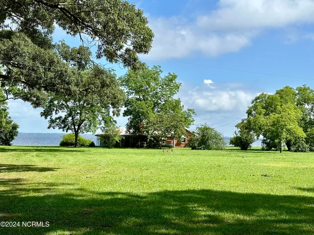 $450,000 | 777 Arnolds Beach Road, Roper, NC 27970