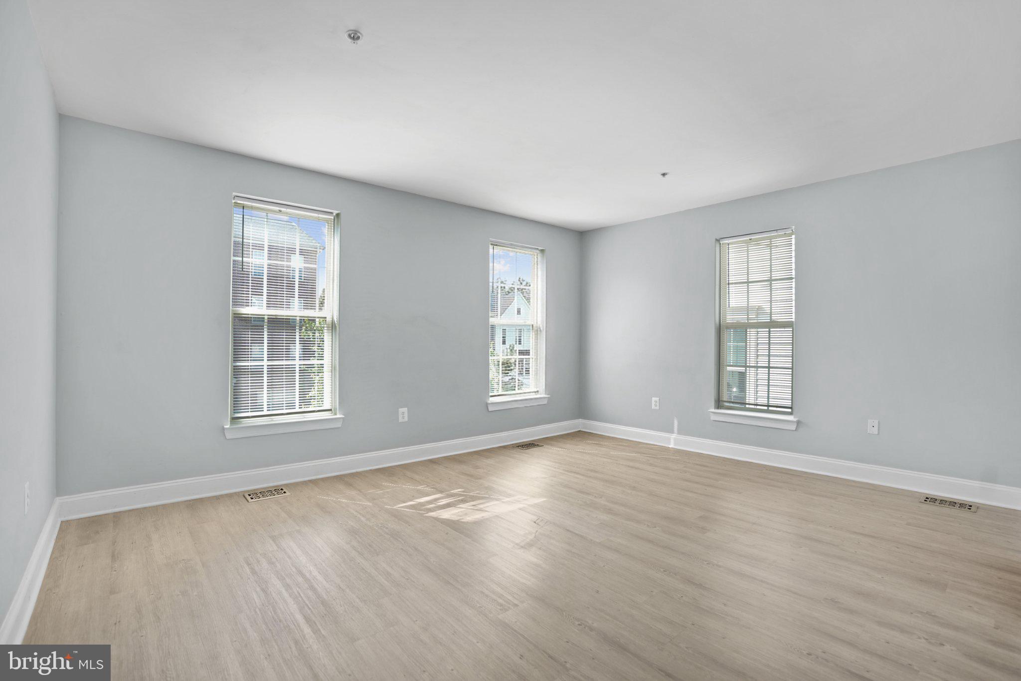 13043 Clarksburg Square Road, Unit 13043 Clarksburg, MD 20871 - Photo 31 of 45