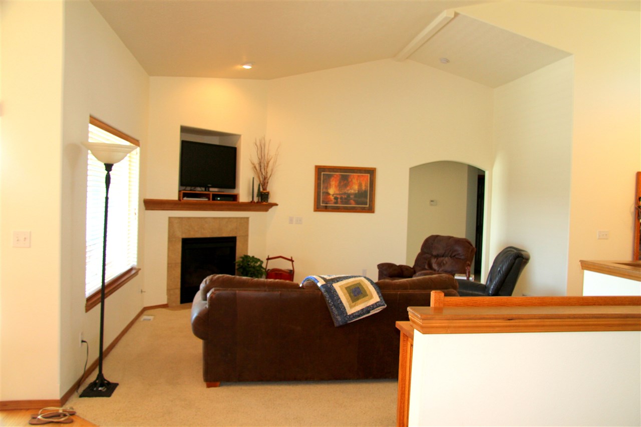 2721 South Chapman Road Spokane Valley, WA 99016 - Photo 3 of 19 Gallery Image 3