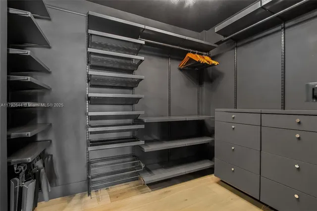 a view of walk in closet