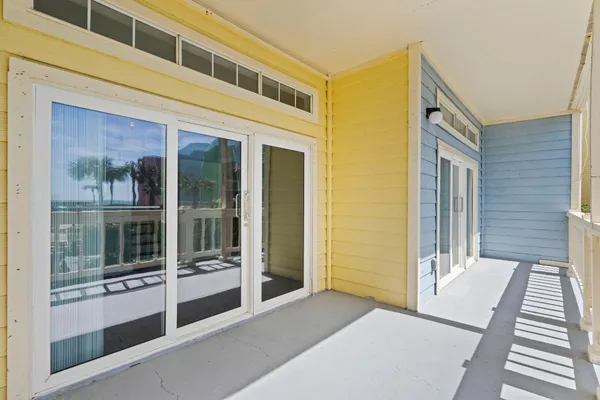 $1,740 | 7820 Seawall Boulevard, Unit 118, Galveston, TX 77551