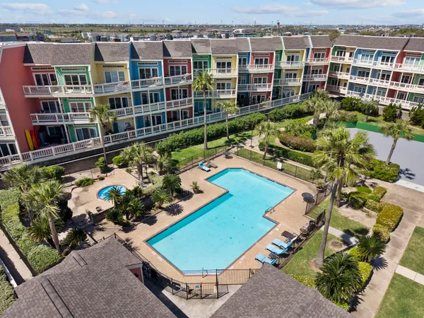 $1,740 | 7820 Seawall Boulevard, Unit 118, Galveston, TX 77551