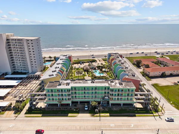 $1,740 | 7820 Seawall Boulevard, Unit 118, Galveston, TX 77551
