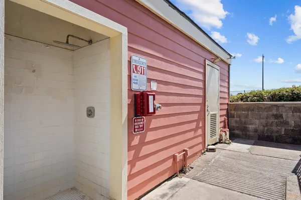 $1,740 | 7820 Seawall Boulevard, Unit 118, Galveston, TX 77551