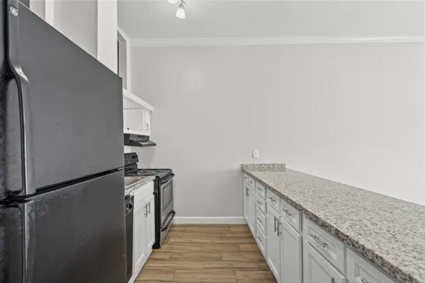 $1,740 | 7820 Seawall Boulevard, Unit 118, Galveston, TX 77551