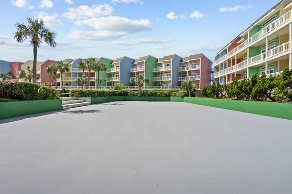 $1,740 | 7820 Seawall Boulevard, Unit 118, Galveston, TX 77551