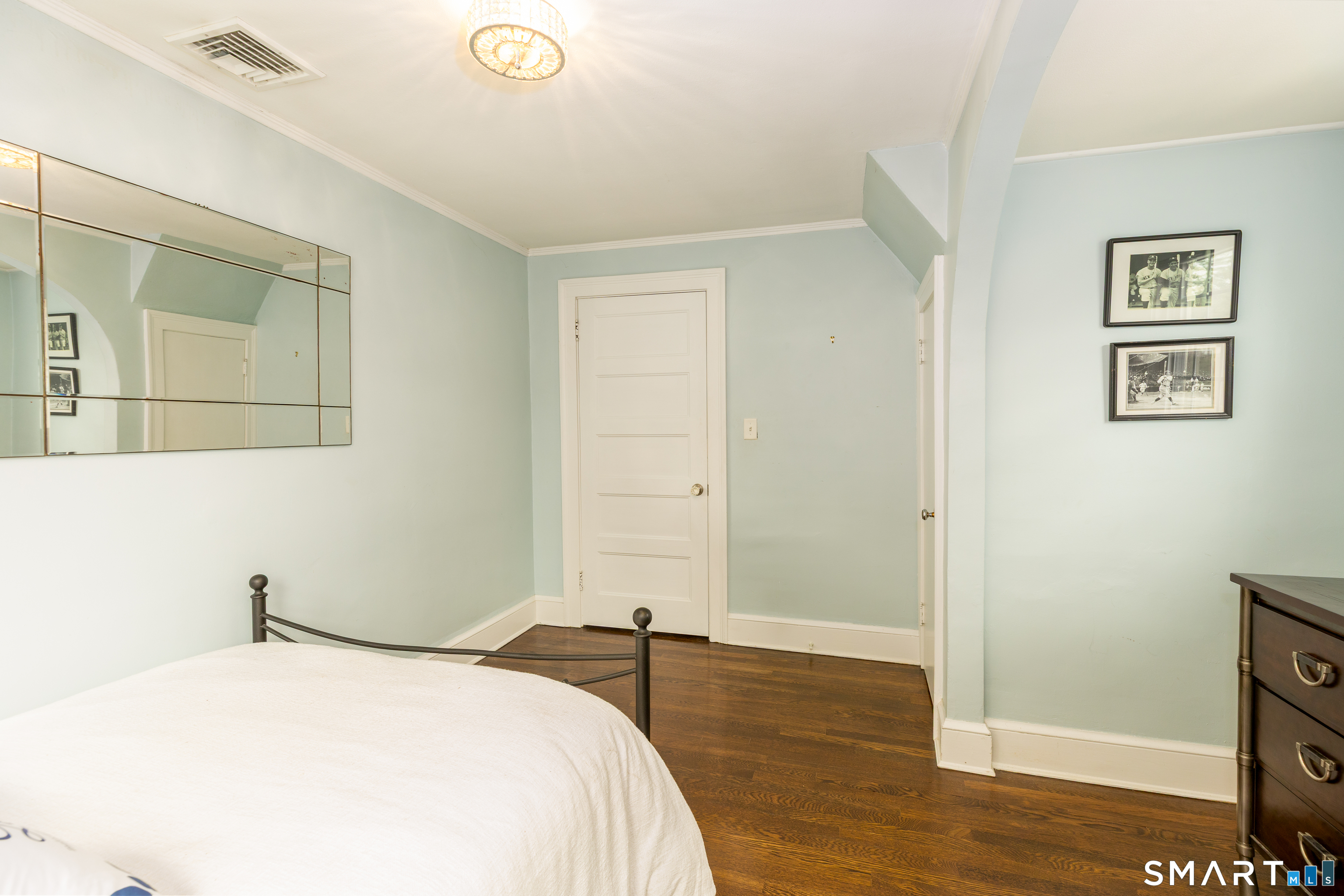 110 Foxcroft Road West Hartford, CT 06119 - Photo 23 of 36 Gallery Image 23