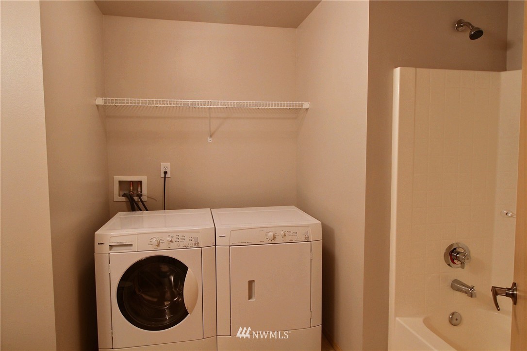 19006 4th Avenue Southeast Bothell, WA 98012 - Photo 11 of 14