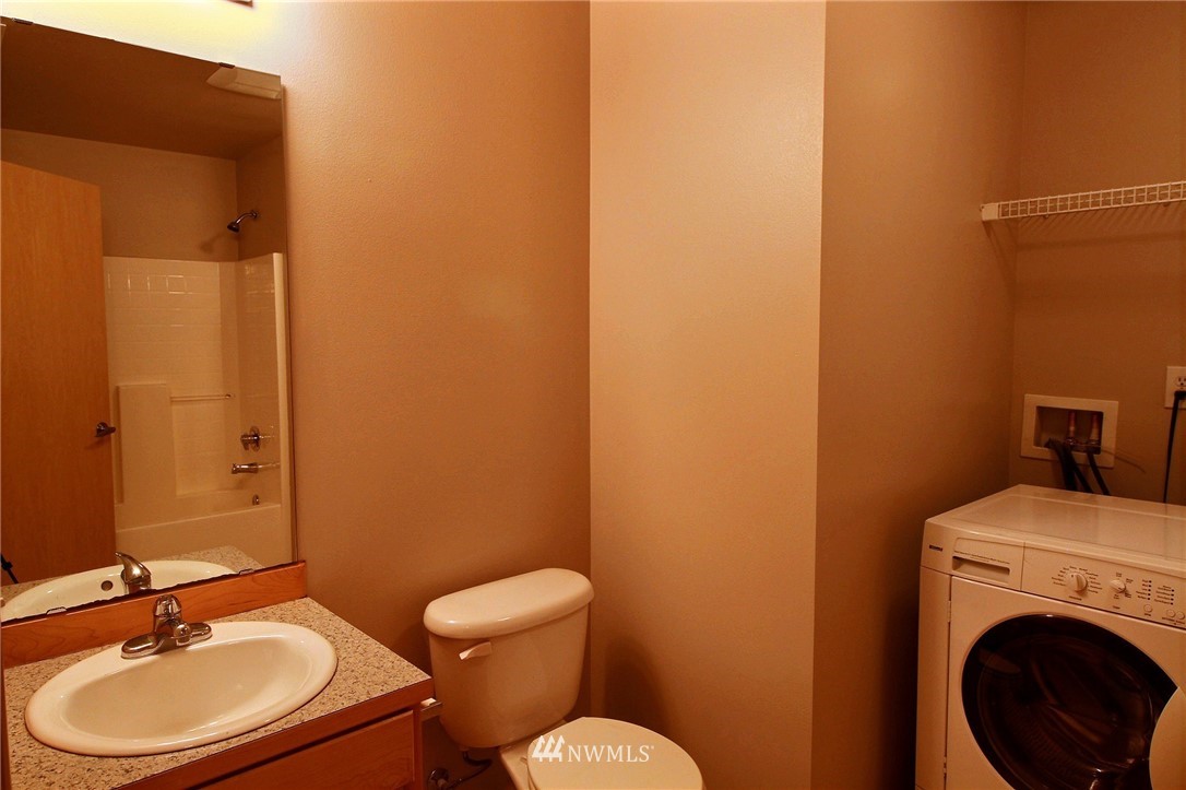 19006 4th Avenue Southeast Bothell, WA 98012 - Photo 10 of 14
