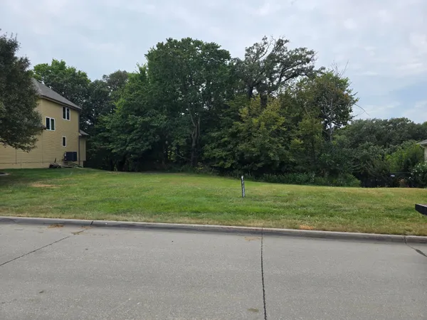 $82,500 | 122 North Millard Street, Council Bluffs, IA 51503