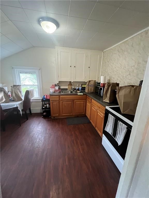 204 Fairgate Street Rochester, NY 14606 - Photo 18 of 35 Upper Unit