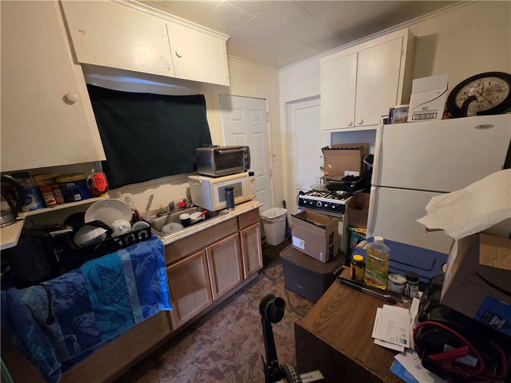 204 Fairgate Street Rochester, NY 14606 - Photo 29 of 35 Rear Unit