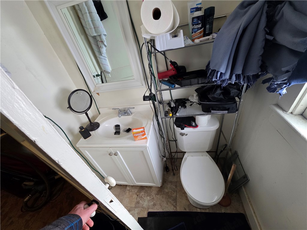 204 Fairgate Street Rochester, NY 14606 - Photo 30 of 35 Rear Unit