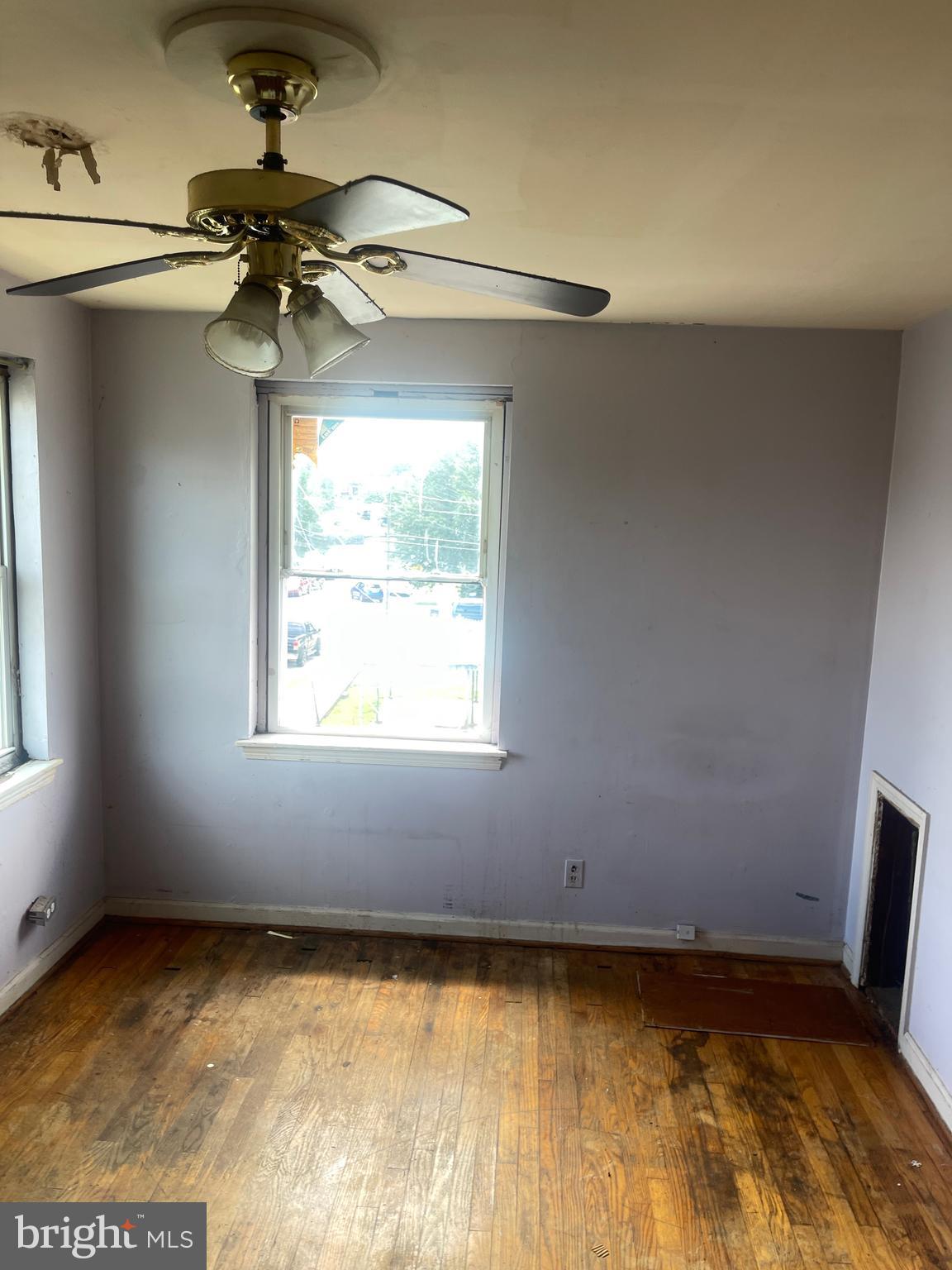 7441 Berkshire Road Baltimore, MD 21224 - Photo 13 of 22 Interior