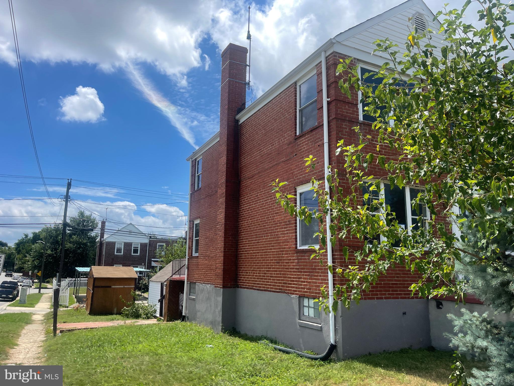 7441 Berkshire Road Baltimore, MD 21224 - Photo 3 of 22 Side