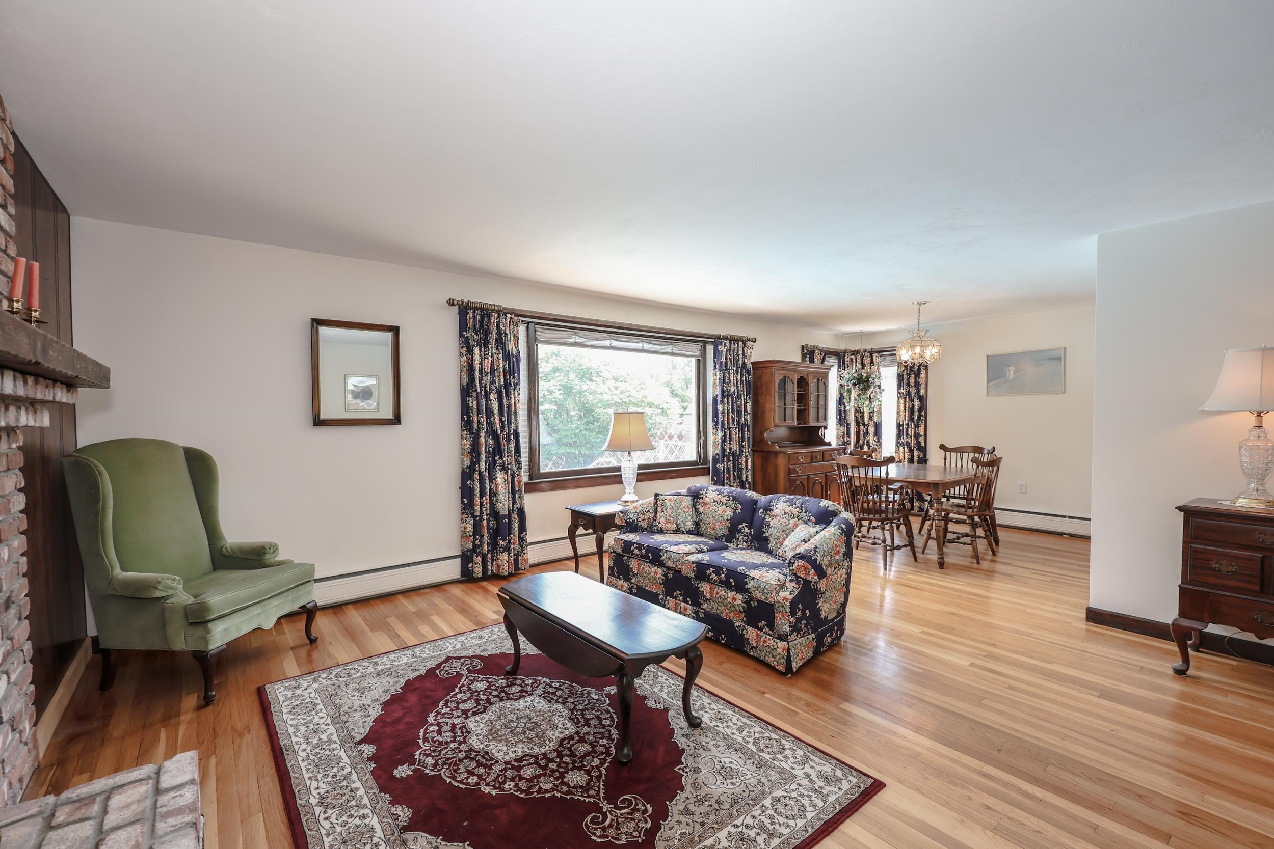 68 Robinson Road Nashua, NH 03060 - Photo 23 of 54