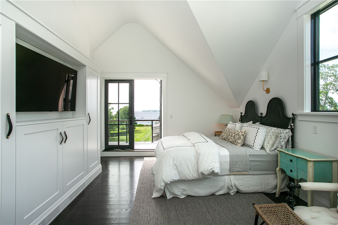 133 Ferry Road Bristol, RI 02809 - Photo 24 of 34 Gallery Image 24