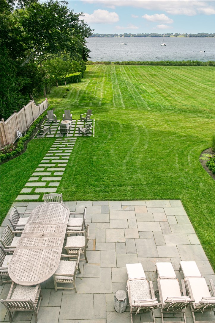 133 Ferry Road Bristol, RI 02809 - Photo 31 of 34 Gallery Image 31