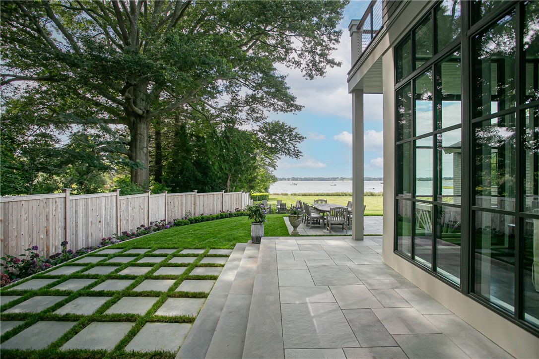 133 Ferry Road Bristol, RI 02809 - Photo 32 of 34 Gallery Image 32